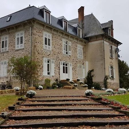 Domaine Du Castellare Bed & Breakfast Le Chalard Bagian luar foto